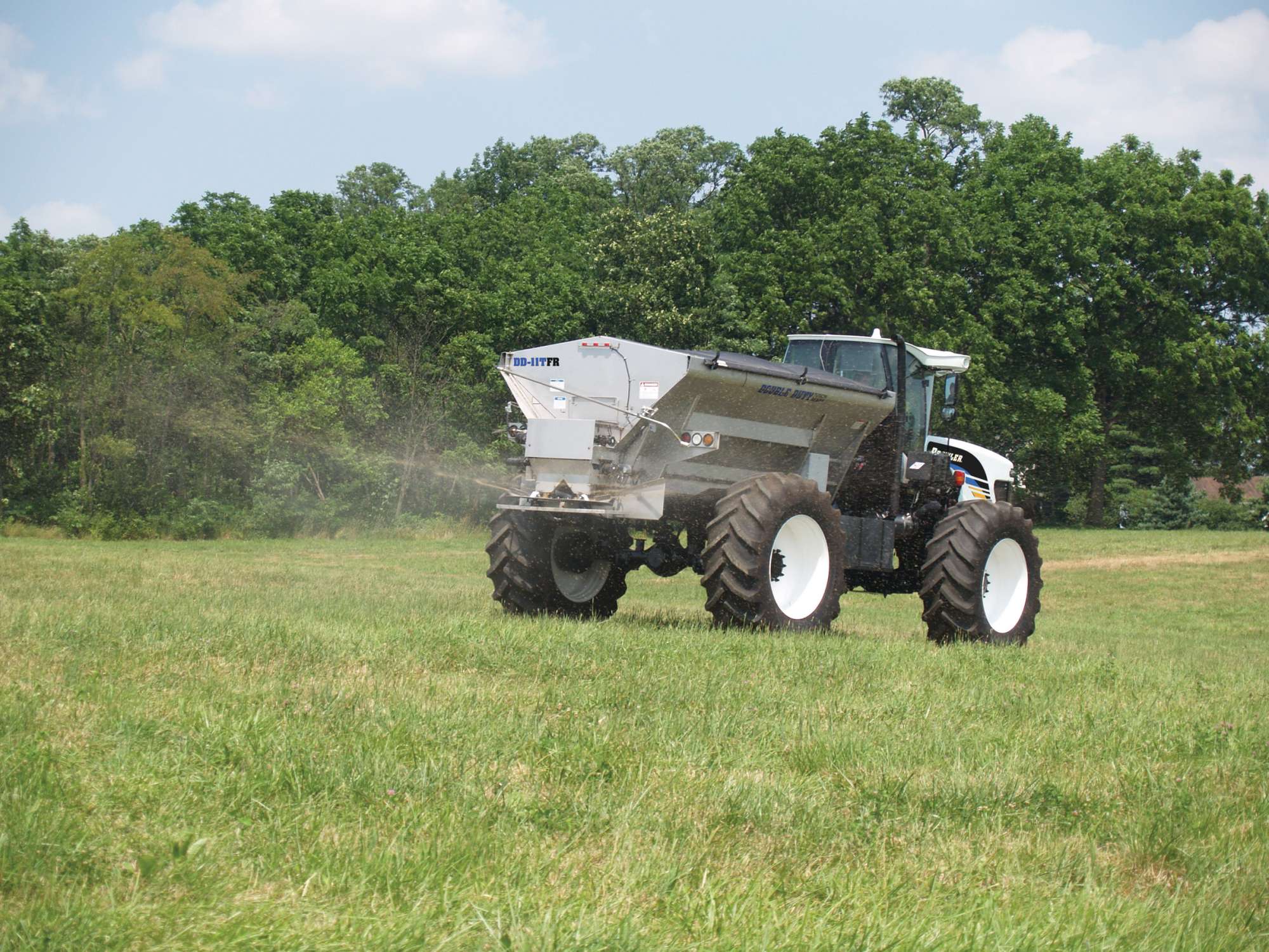 Ohio Farmers Improving Water Quality Through Fertilizer Applicator Training