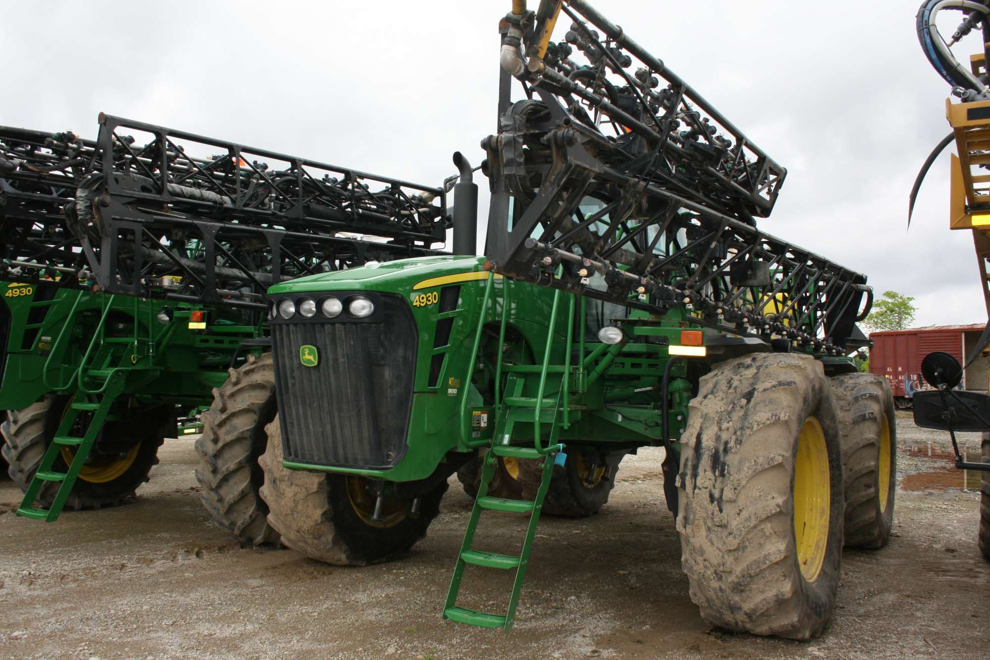 Application Equipment Report: It Is Easy Being Green For Top 100 Ag Retailers