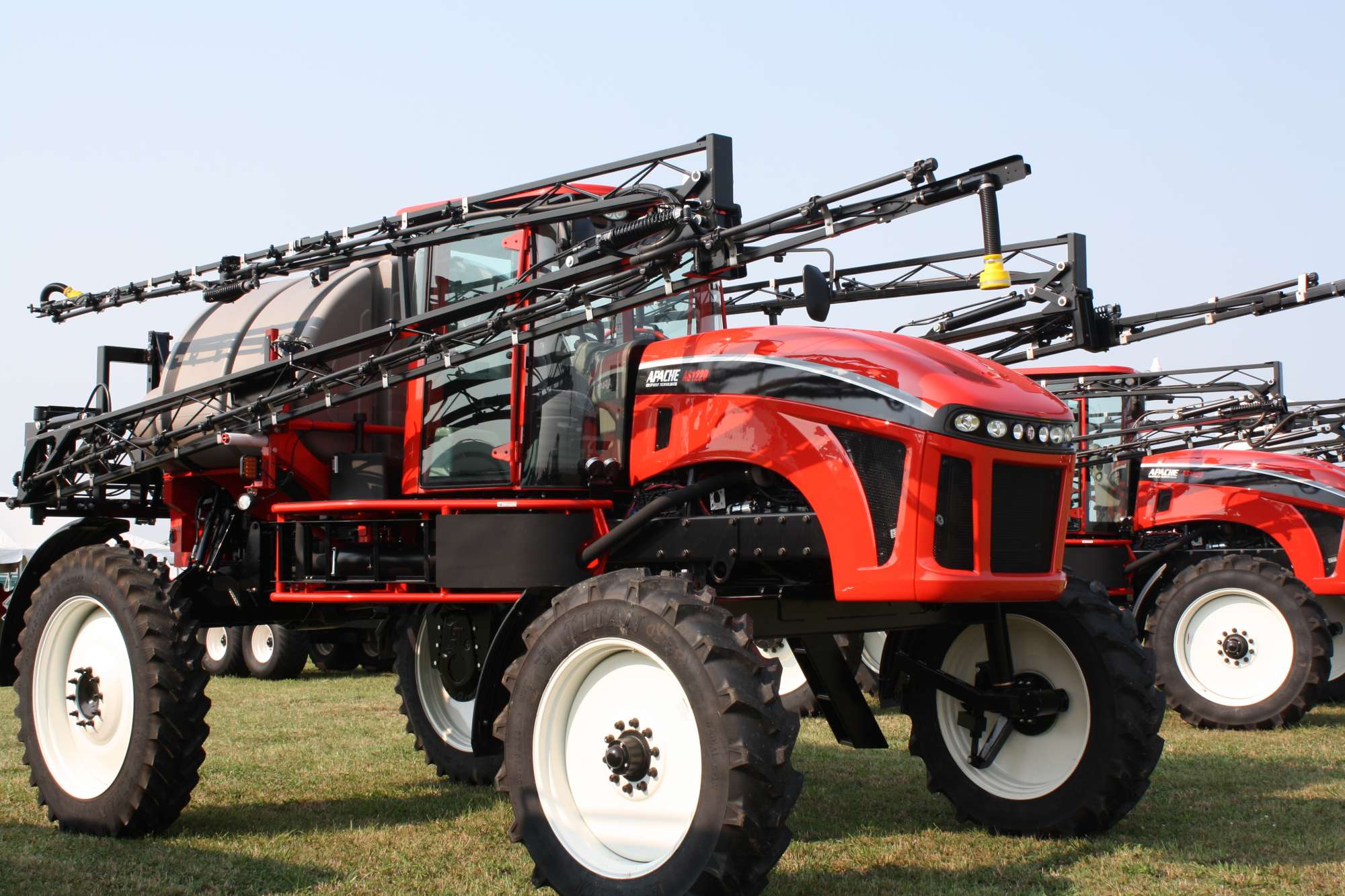11 Self-Propelled Sprayers For 2013