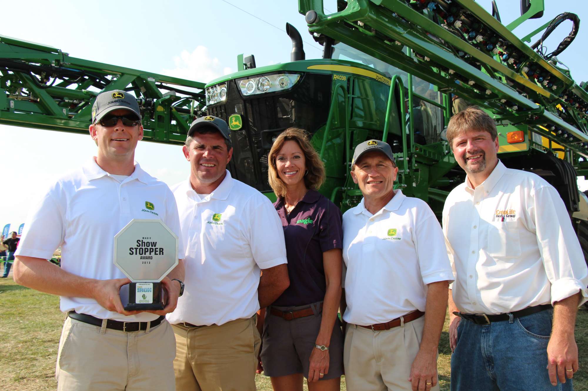 2013 MAGIE ShowStopper Award: Green Steals The Show