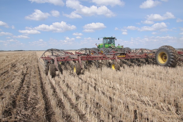 Väderstad Acquires Seed Hawk