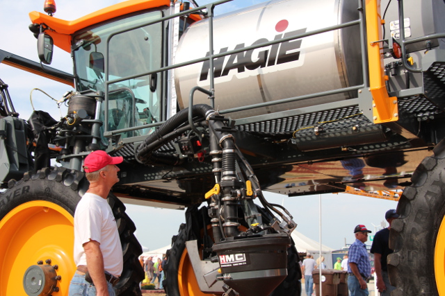 Hagie Honors Farming Stewardship Leaders