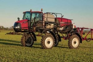 Case IH 2240 Patriot Sprayer