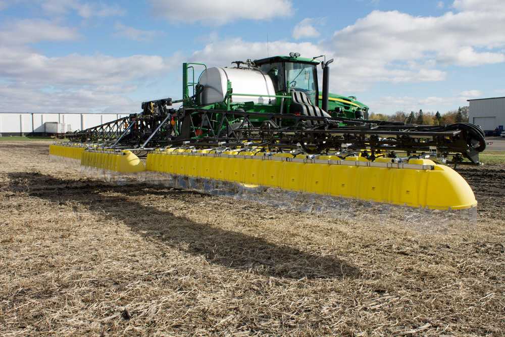 Hooded Sprayers Help Minimize Spray Drift