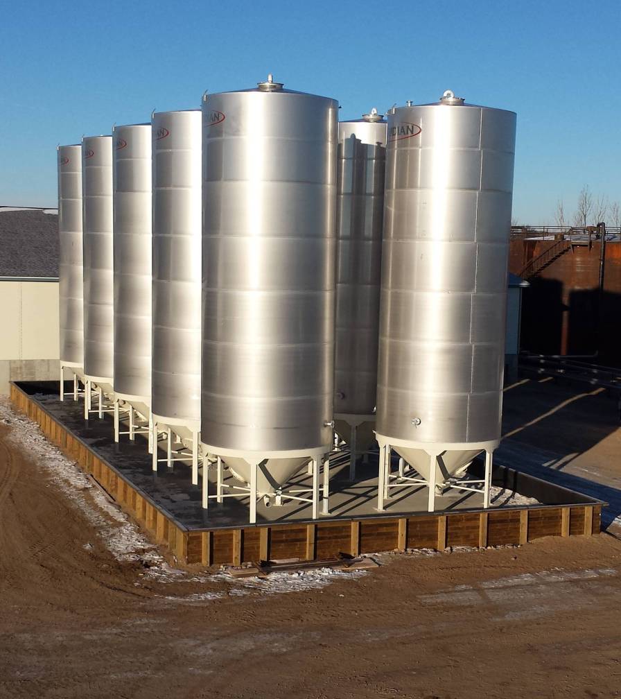 Clear Opportunity In The Tank Market