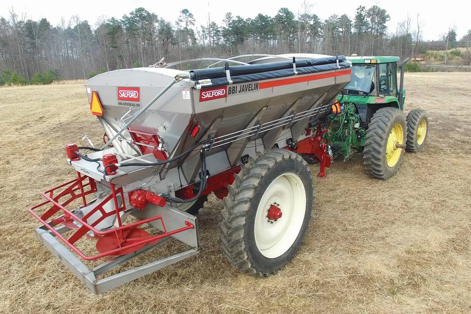 14 Fertilizer Spreaders For 2017