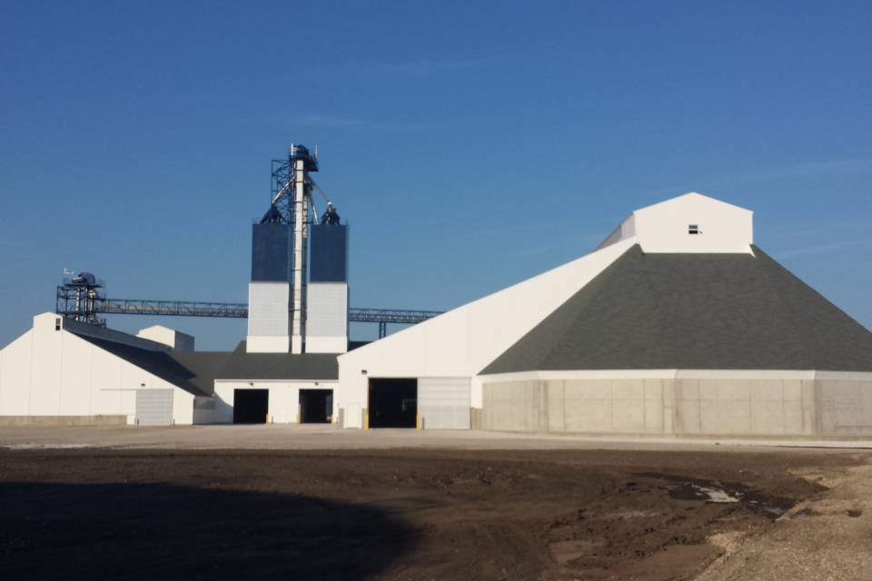 Sustainability in Ag Retail: Connecting the Dots