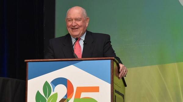 Former Agriculture Secretaries Announce Support for USMCA