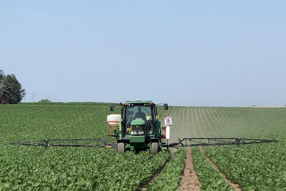 Dicamba Update: Continuous Monitoring From the Cab Always a Good Idea