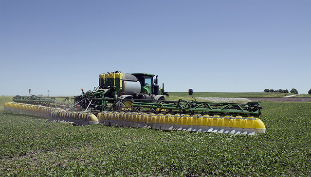 Dicamba Update: Are Hoods the Answer to Drift?