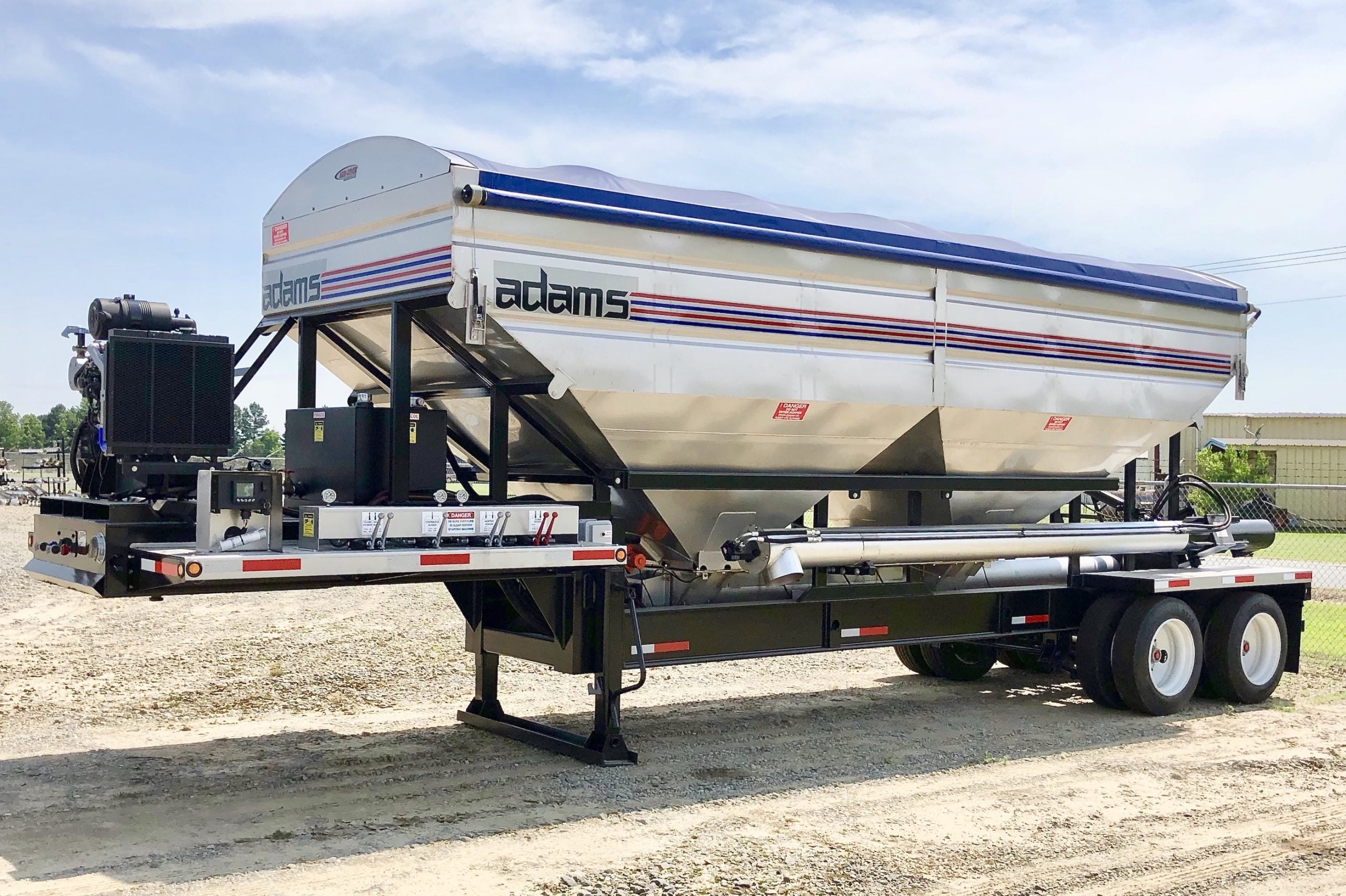 TRAILER-980-SIDE