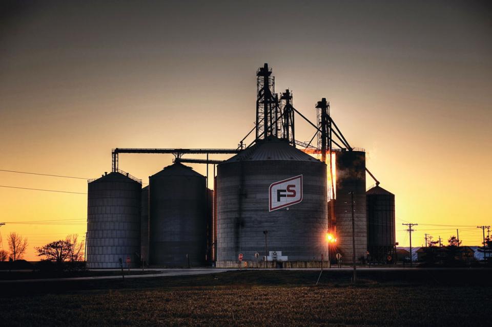 Lucknow Co-Operative Recognized for Management Excellence from GROWMARK