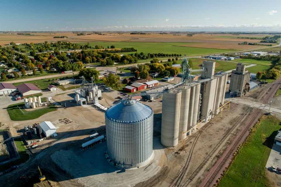 Speculating on the 2025 CropLife 100: 3 Bold Predictions for the Top U.S. Ag Retailers