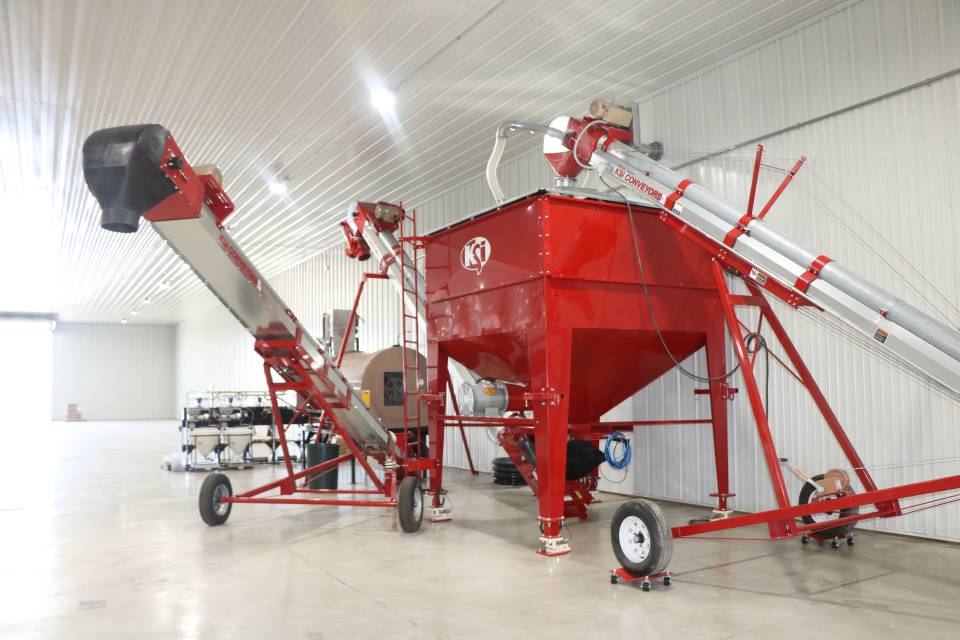 BRANDT Facility Tour Highlights Enhanced Seed Treatment Capabilities, Fertilizer Storage