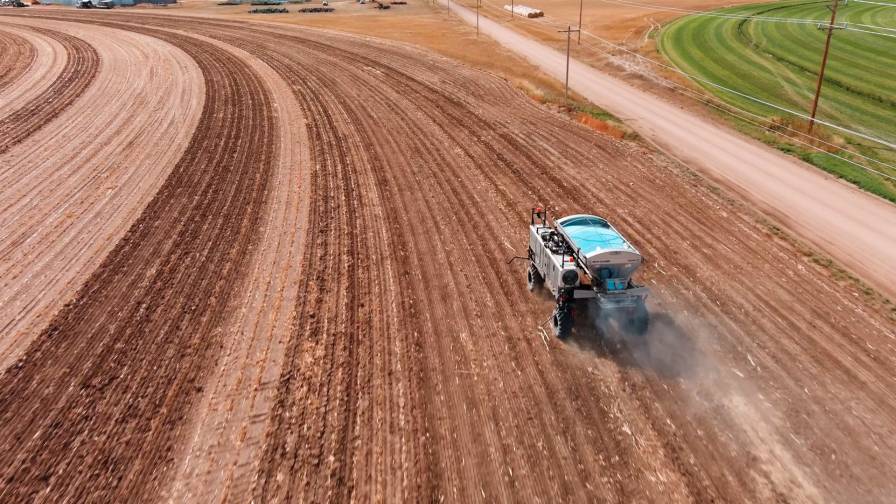 OMNiPOWER spreader action shot
