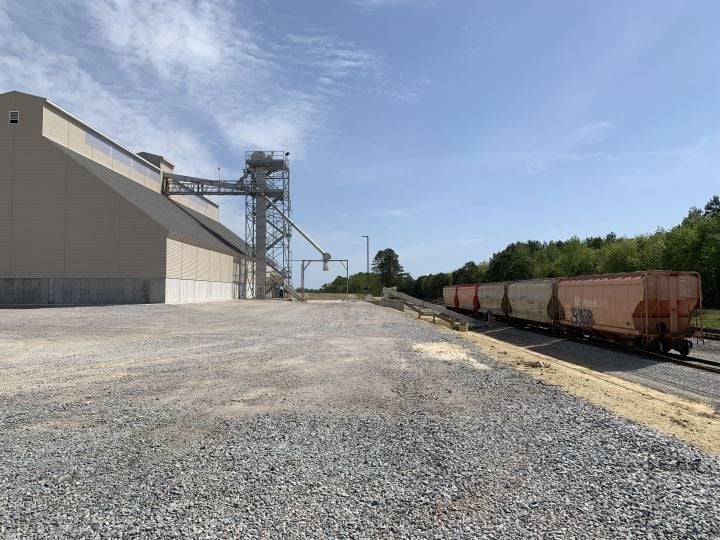 Rail Carriers, Labor Unions Reach Tentative Agreement