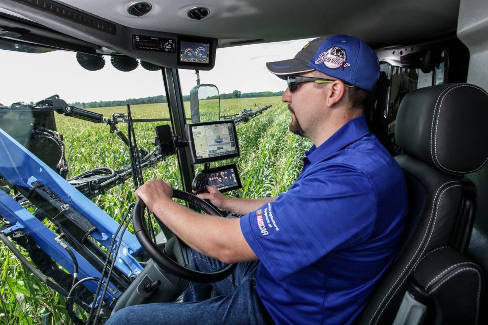 New Holland, Raven Industries Donate Precision Agricultural Education Simulators to FFA Chapters
