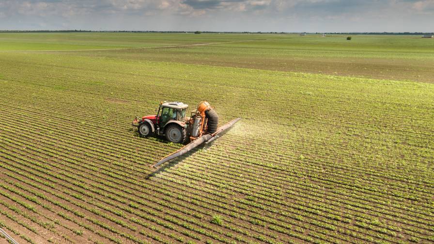Experts Recommend Adjuvants to Close Gaps in Herbicide Performance