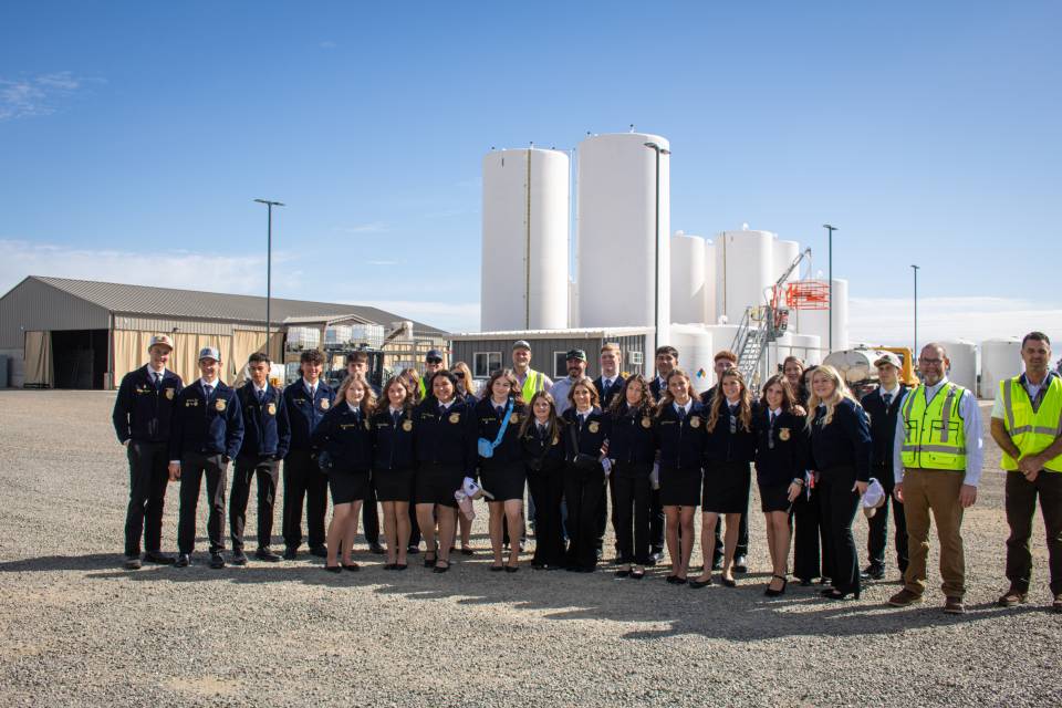 Wilbur-Ellis Hosts FFA Tour, Showcases Investment in Future of Agriculture