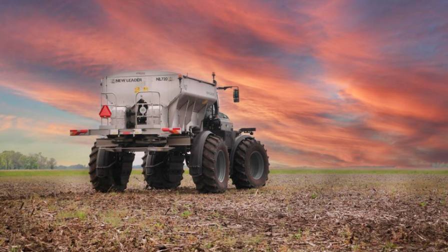 NL720 Fertilizer Spreader.
