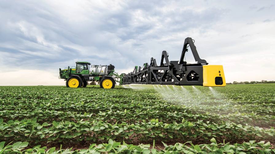 How Precision Tech and Smart Acquisitions Propelled John Deere to the Top of the Sprayer Market